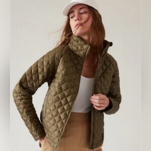 🚫SOLD🚫Athleta Whisper Featherless Puffer Jacket